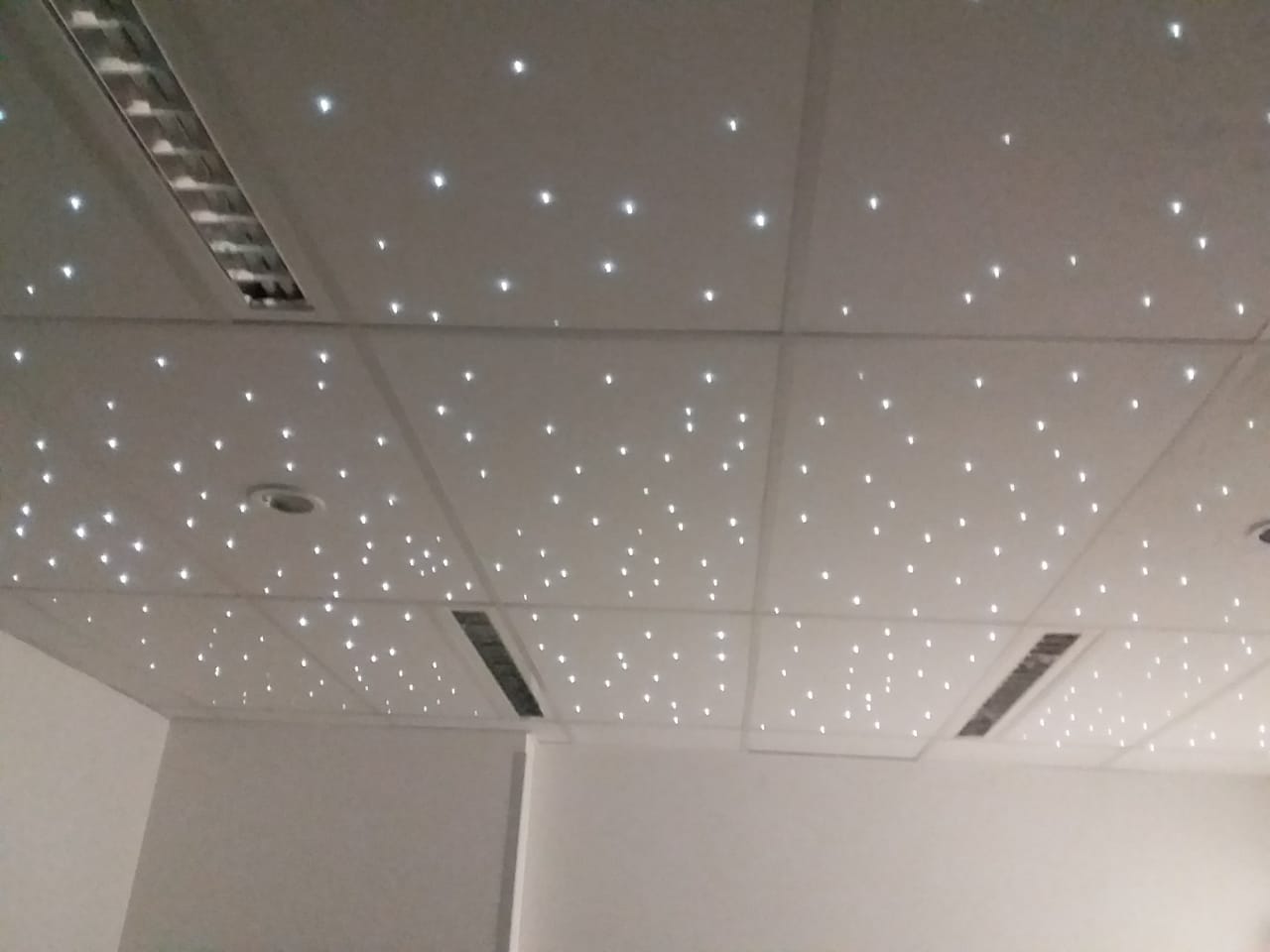 sala tomografia_Noite EstreladaCeu_03.jpeg